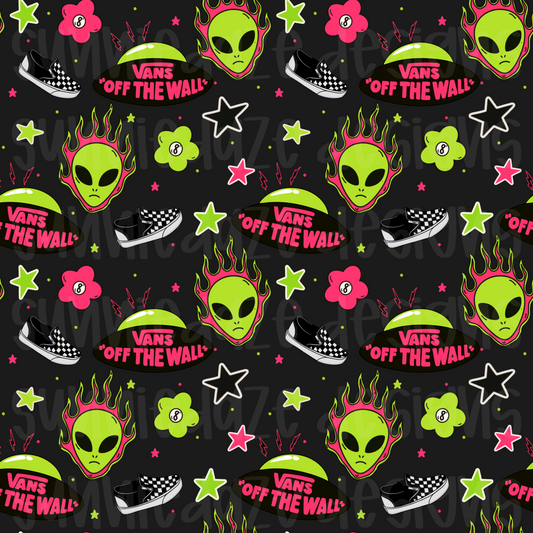 Off the wall alien seamless