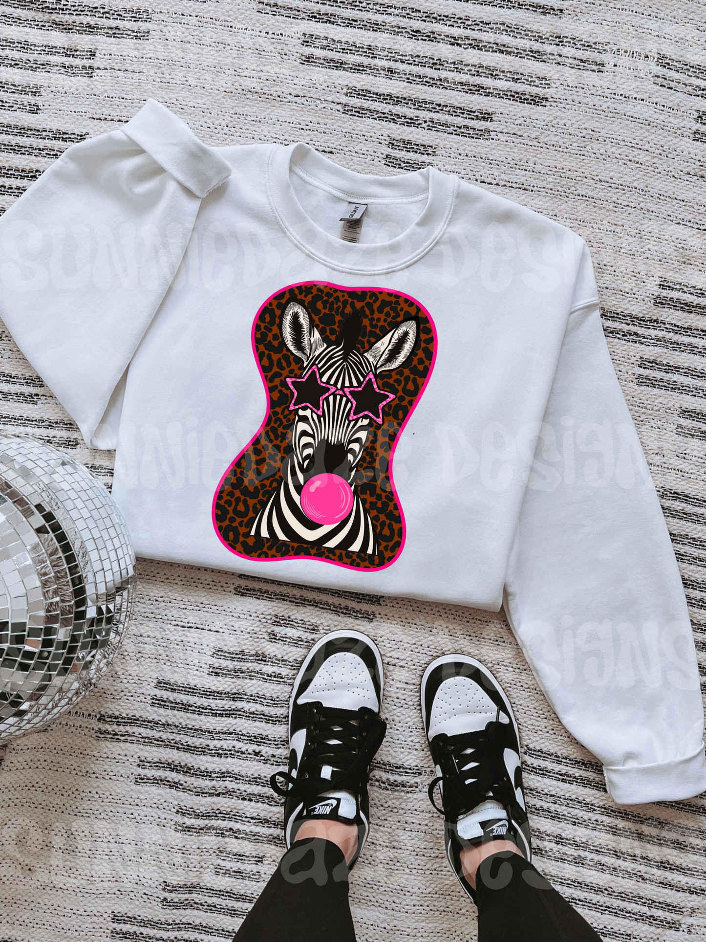 Dopamine vibez PNG zebra